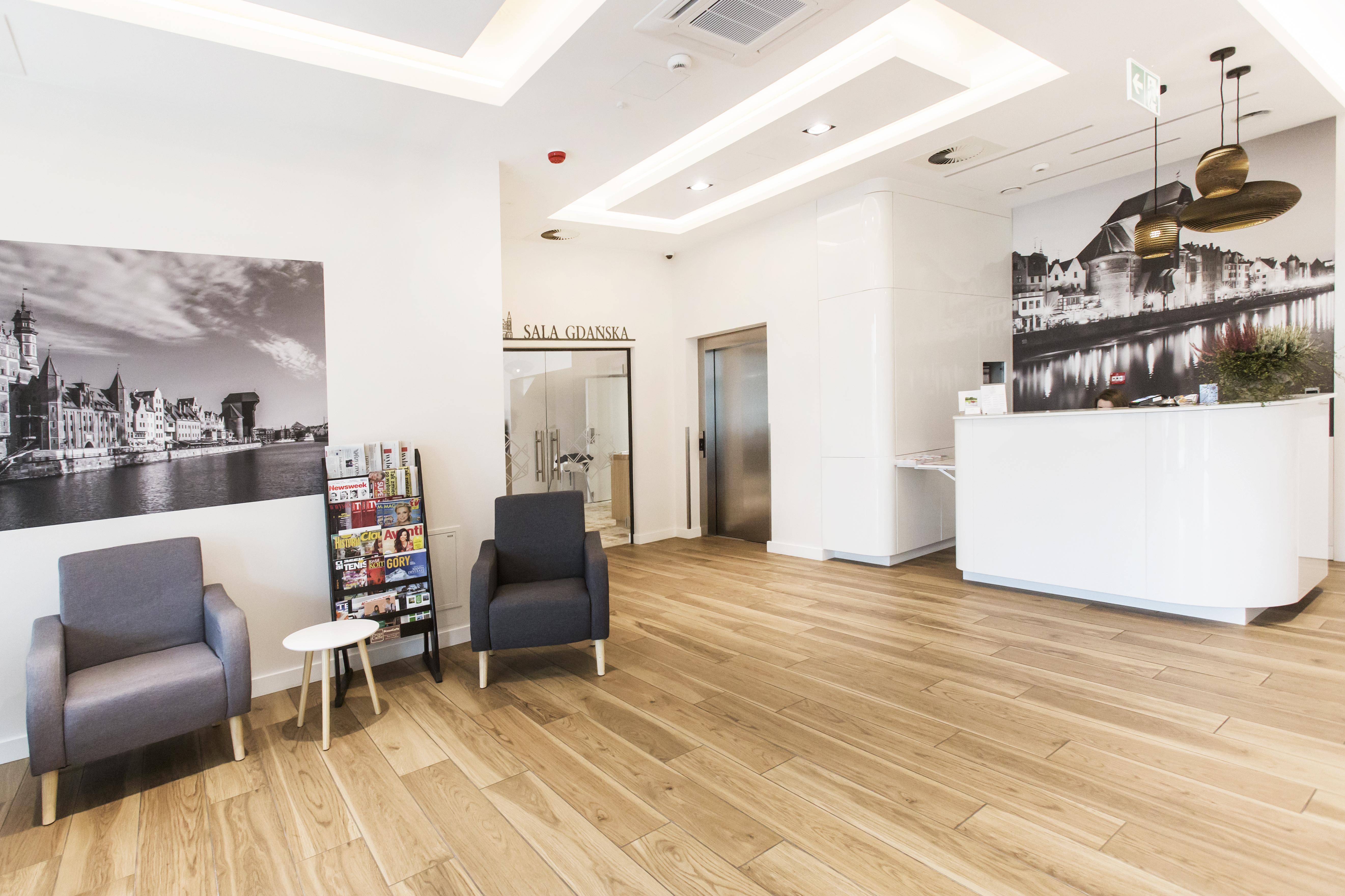 Hotel Platan Gdańsk Buitenkant foto