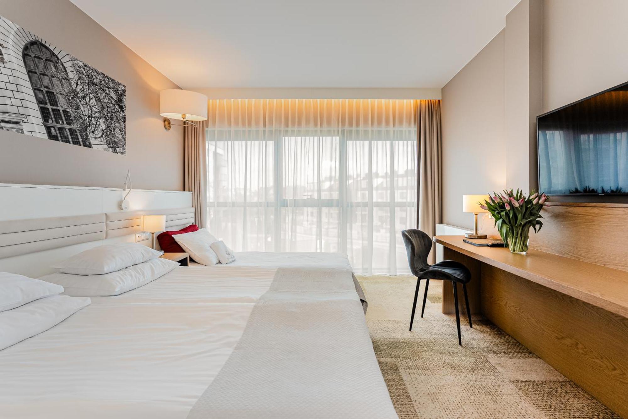 Hotel Platan Gdańsk Buitenkant foto